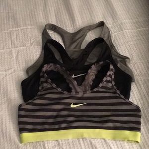 Nike sports bras - bundle